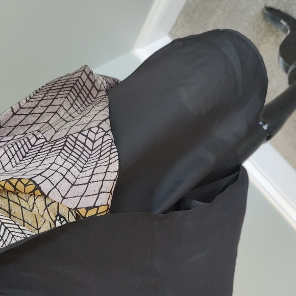 BCBG Max Azria Dress Size L - Picture 4 of 6